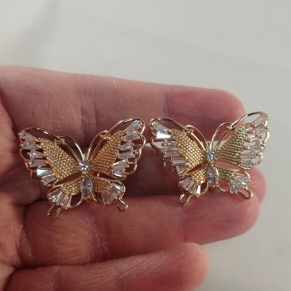 18K Yellow Gold Filled Butterfly White Diamond Zircon Earrings Gorgeous Gift - Picture 8 of 11